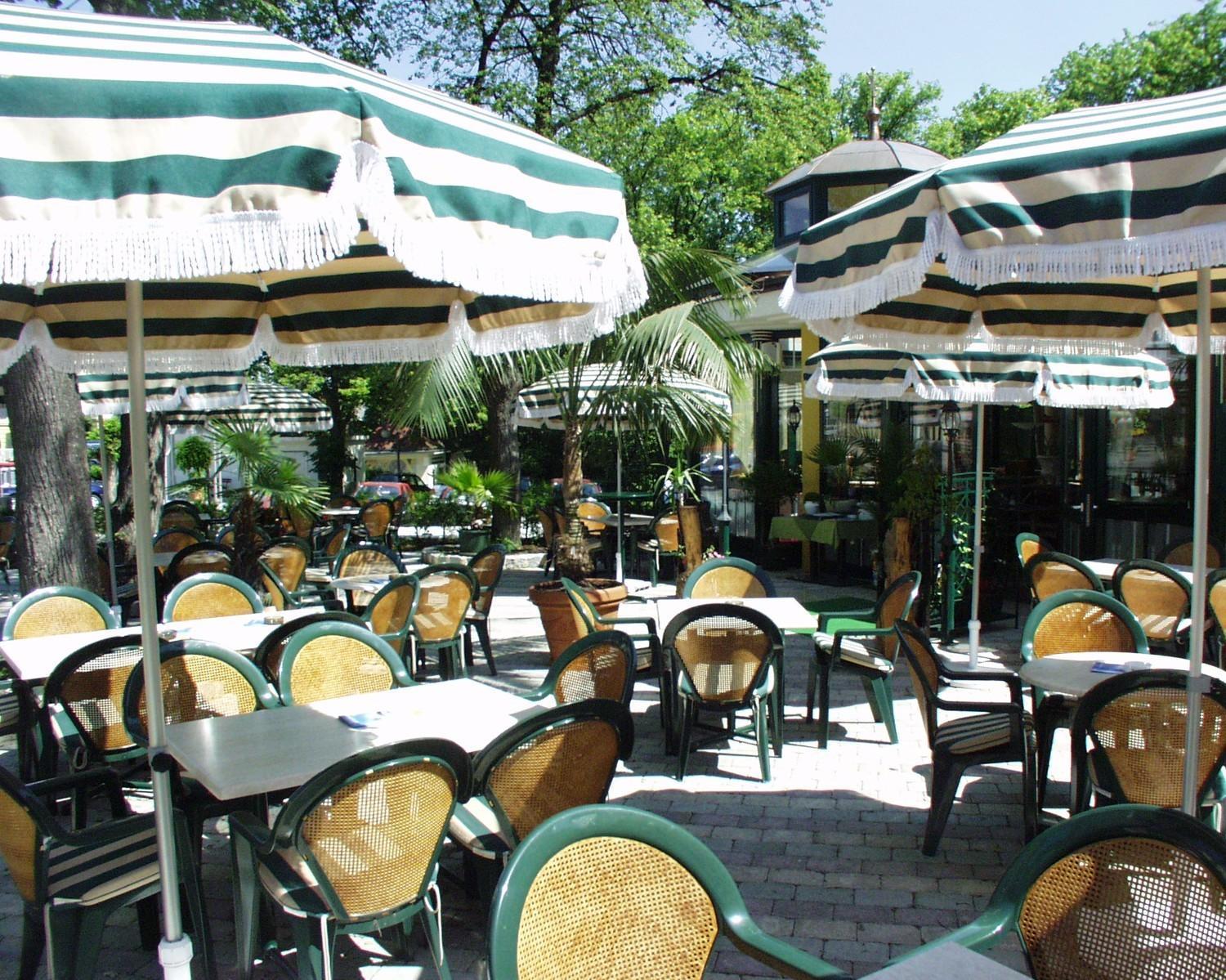 Parkhotel Neubauer Bad Sauerbrunn Exteriör bild